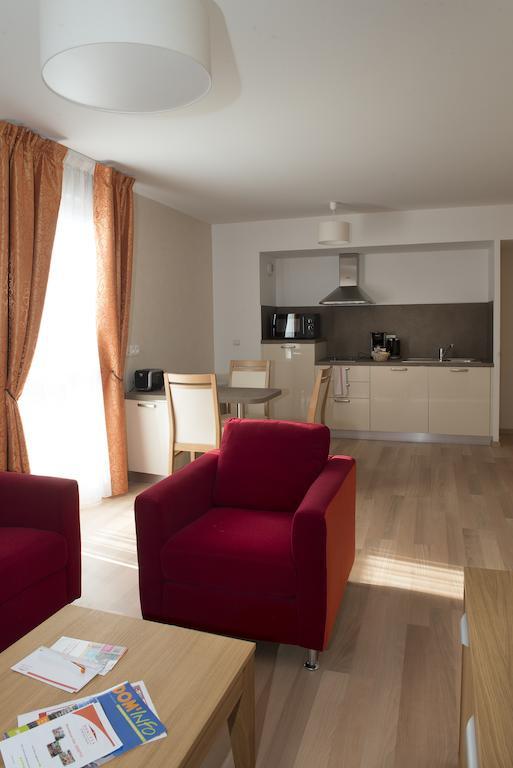 Domitys Le Pont Des Lumieres Aparthotel Lyon Bilik gambar